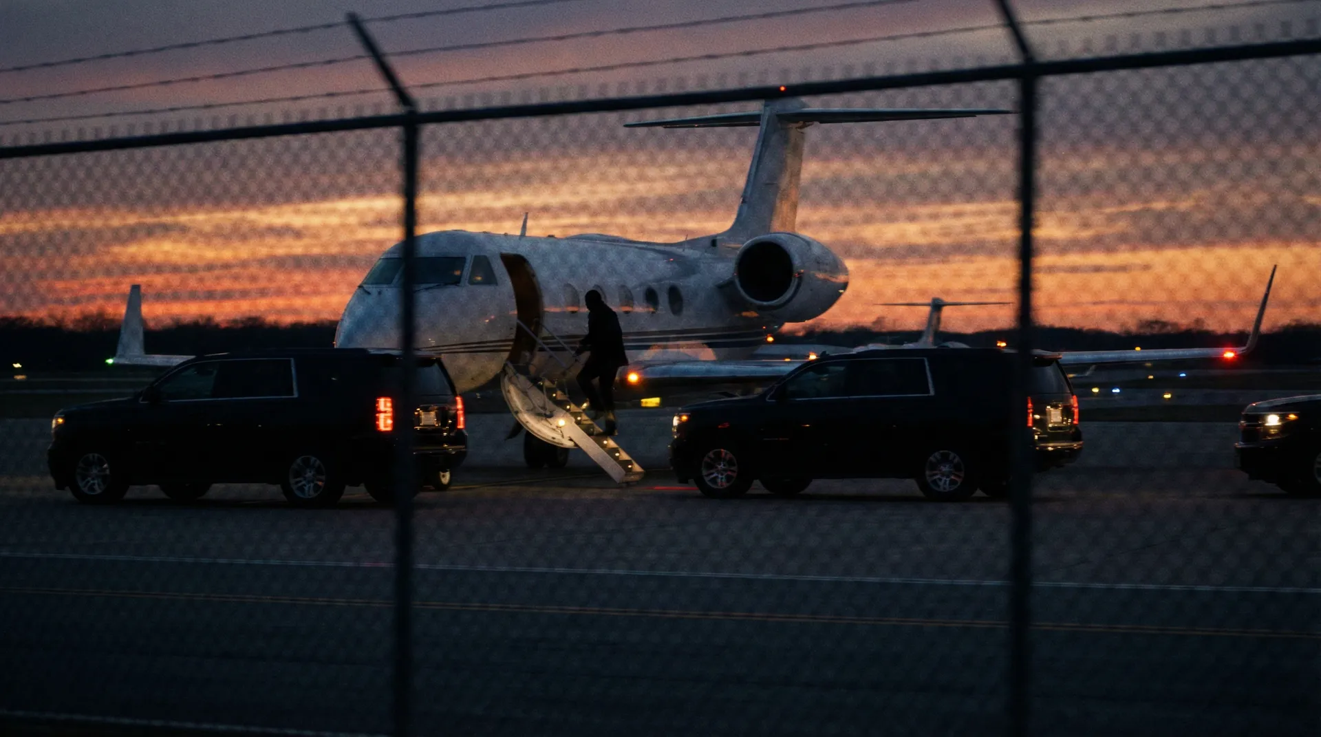 吃瓜黑料-吃瓜黑料官网|网络热门事件|独家爆料|黑料网曝 - 机场私人飞机偷拍